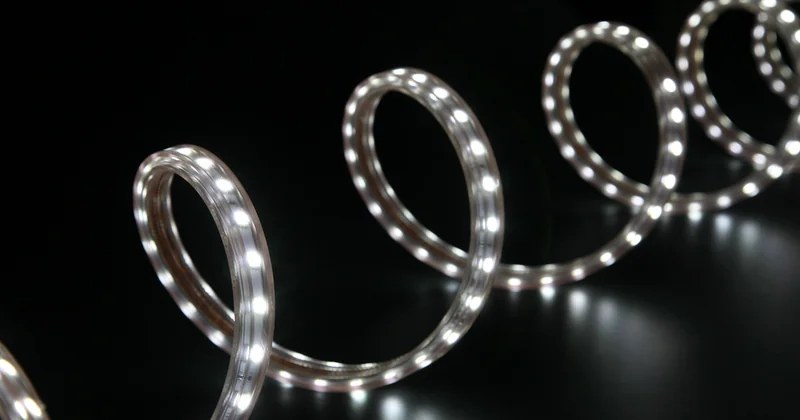 Pourquoi votre variateur LED clignote ou ne varie pas — et comment le régler